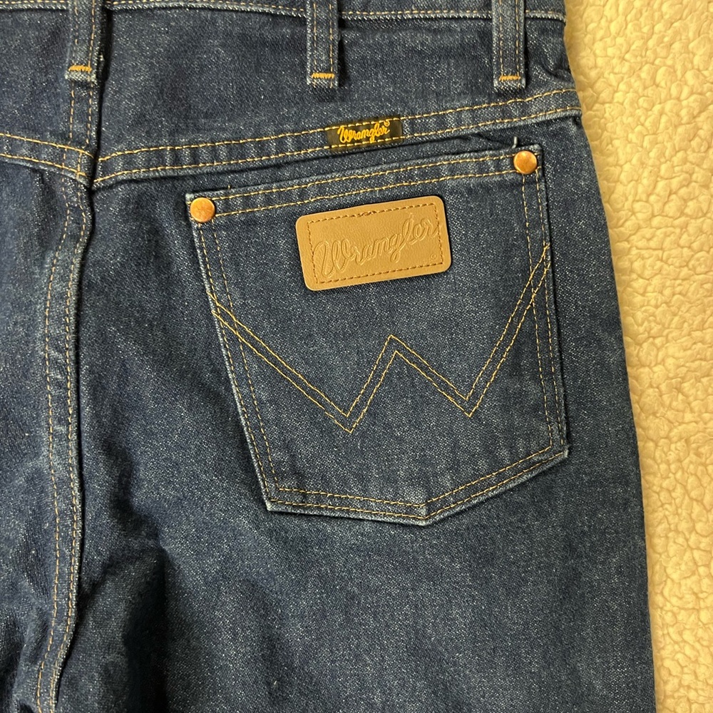 NWOT Wrangler Cowboy Cut Jeans - Picture 9 of 10
